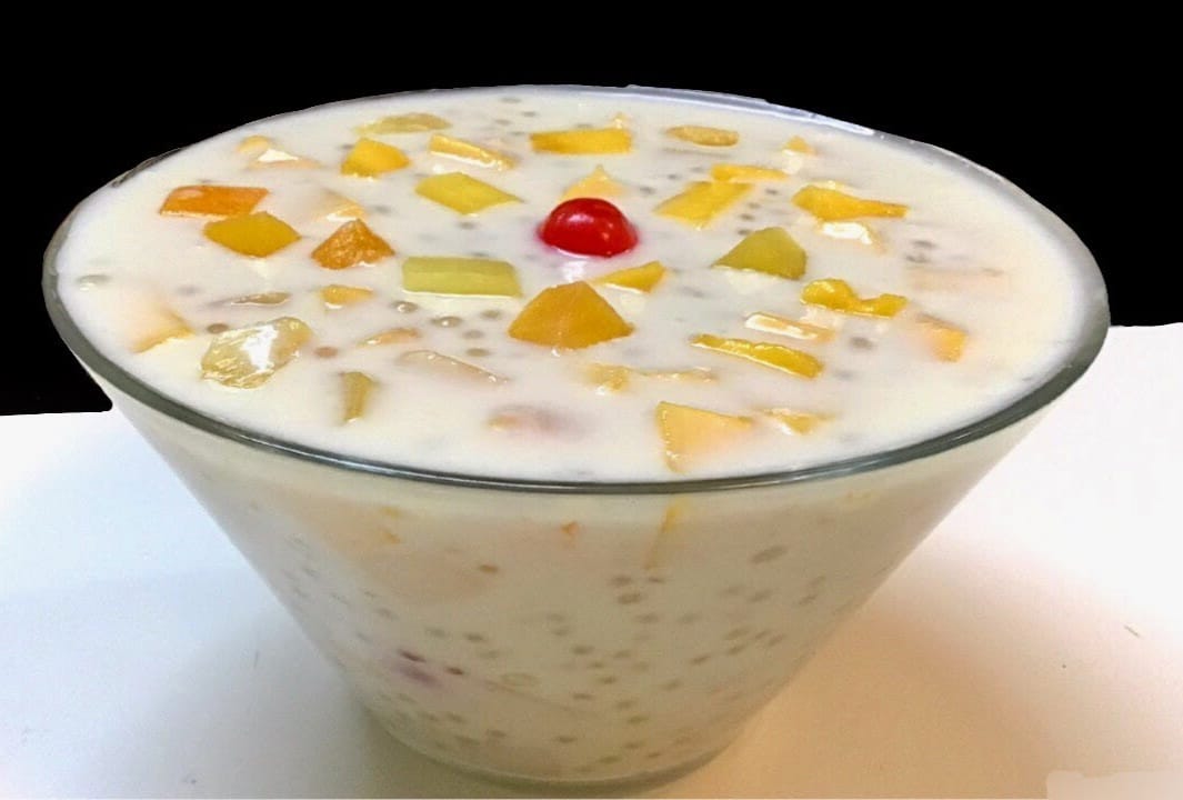 creamy fruit delight with tapioca